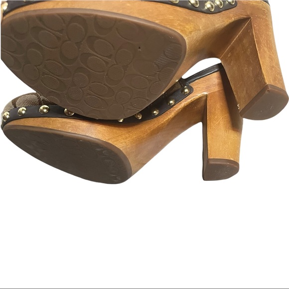 Coach 1941 Willow Signature Stud Detail Mule Clogs - Picture 9 of 9